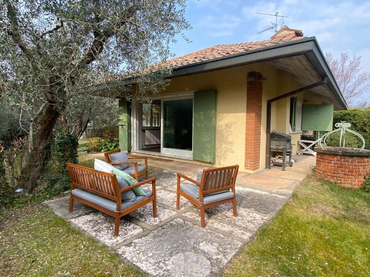 Villa Sweet Flower - With Private Pool And Garden Manerba del Garda Eksteriør bilde