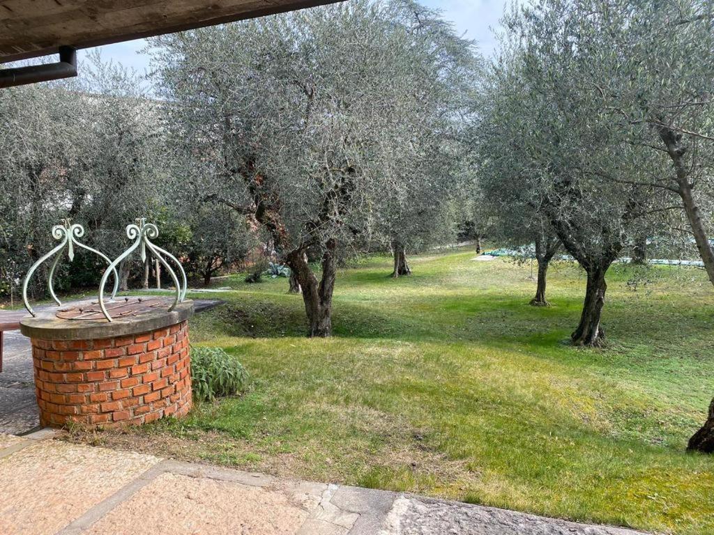 Villa Sweet Flower - With Private Pool And Garden Manerba del Garda Eksteriør bilde