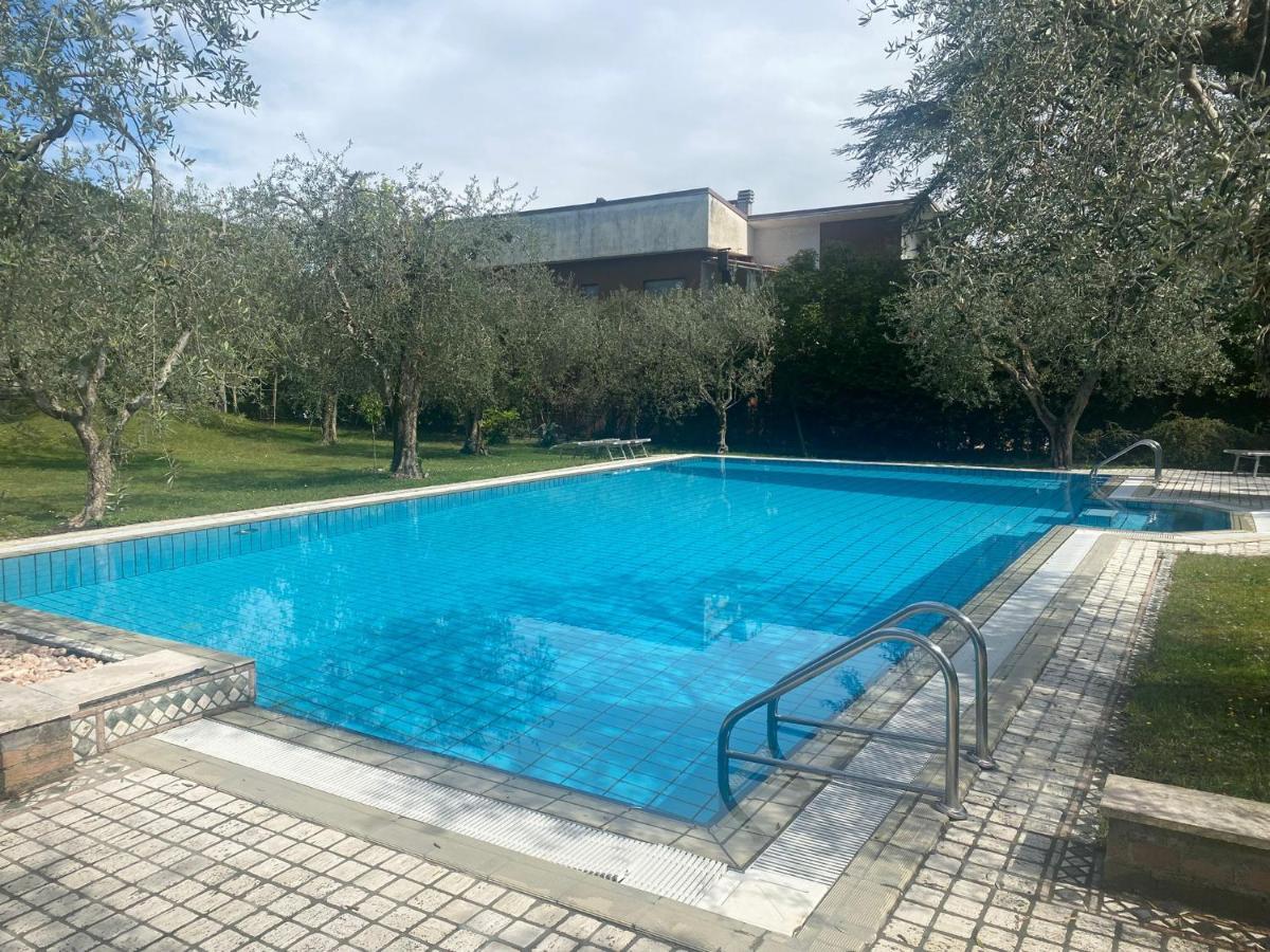 Villa Sweet Flower - With Private Pool And Garden Manerba del Garda Eksteriør bilde